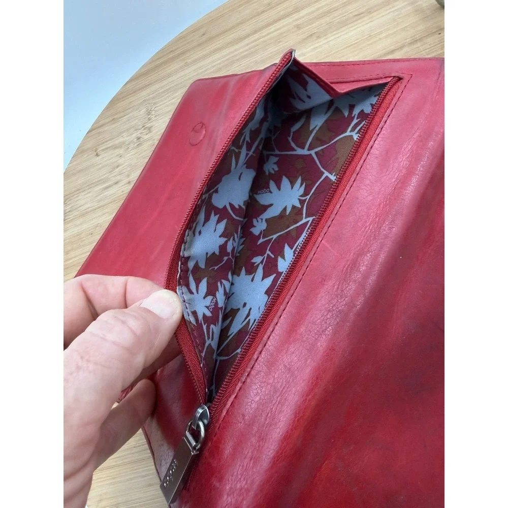 HOBO‎ INTERNATIONAL Ruby Red Leather Clutch Clean Inside Magnetic